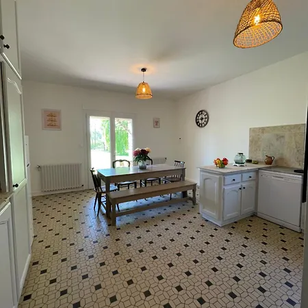 Dom wakacyjny Maison De Caractere Avec Jardin Jarnac